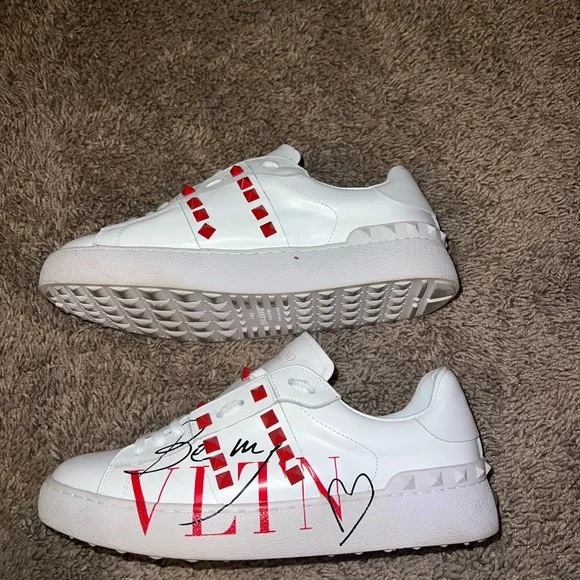Be my valentino sneakers hotsell